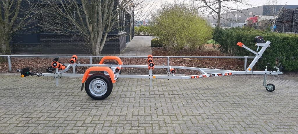 Picture of Remorca TT 520 BLX LED